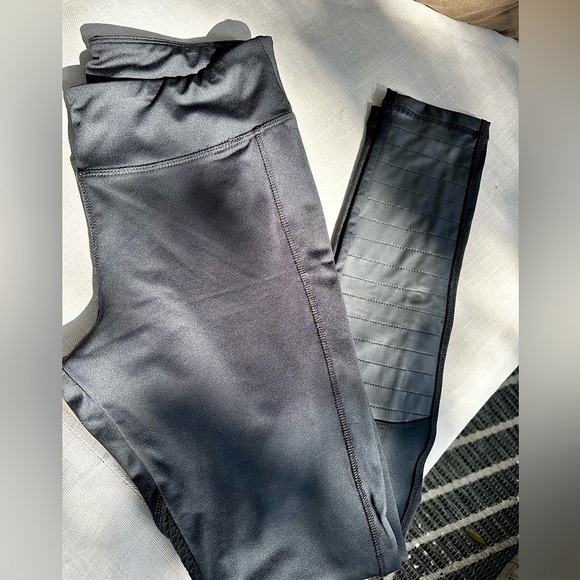 Lukka Lux Moto spandex leggings. Large/Fit Med. Leather and mesh detail. Gorg🔥 - Picture 1 of 6